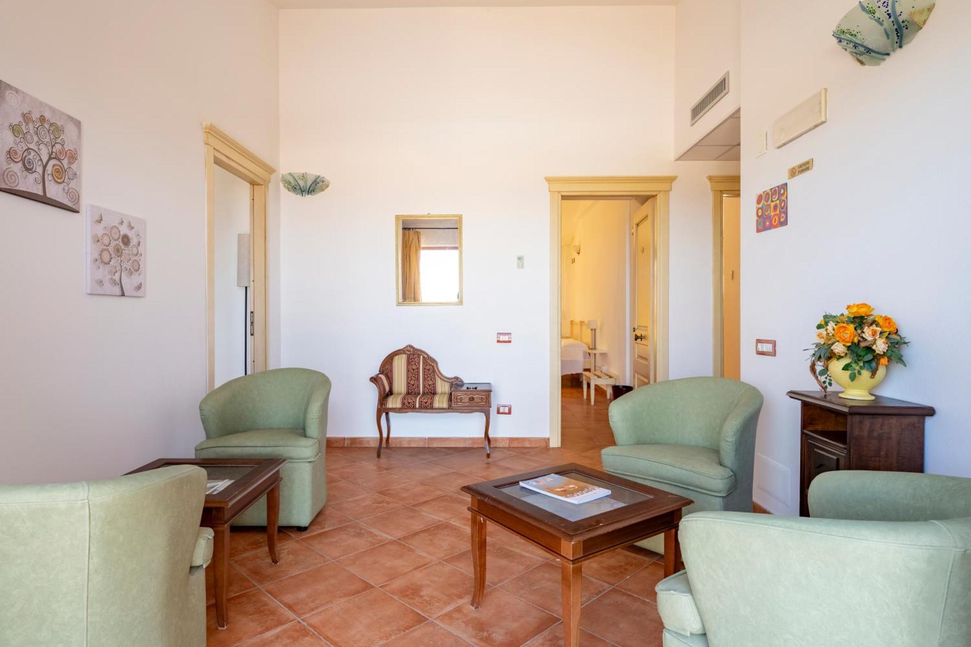 Hotel Marie Claire Lanusei Extérieur photo