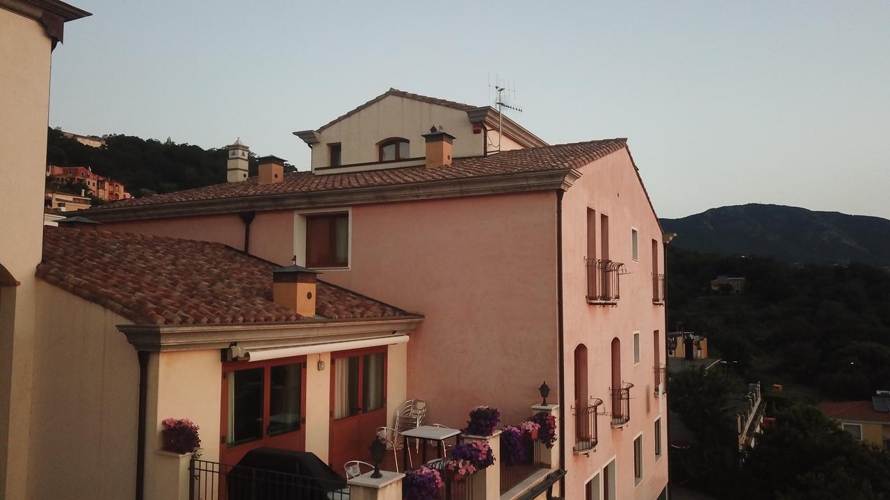 Hotel Marie Claire Lanusei Extérieur photo