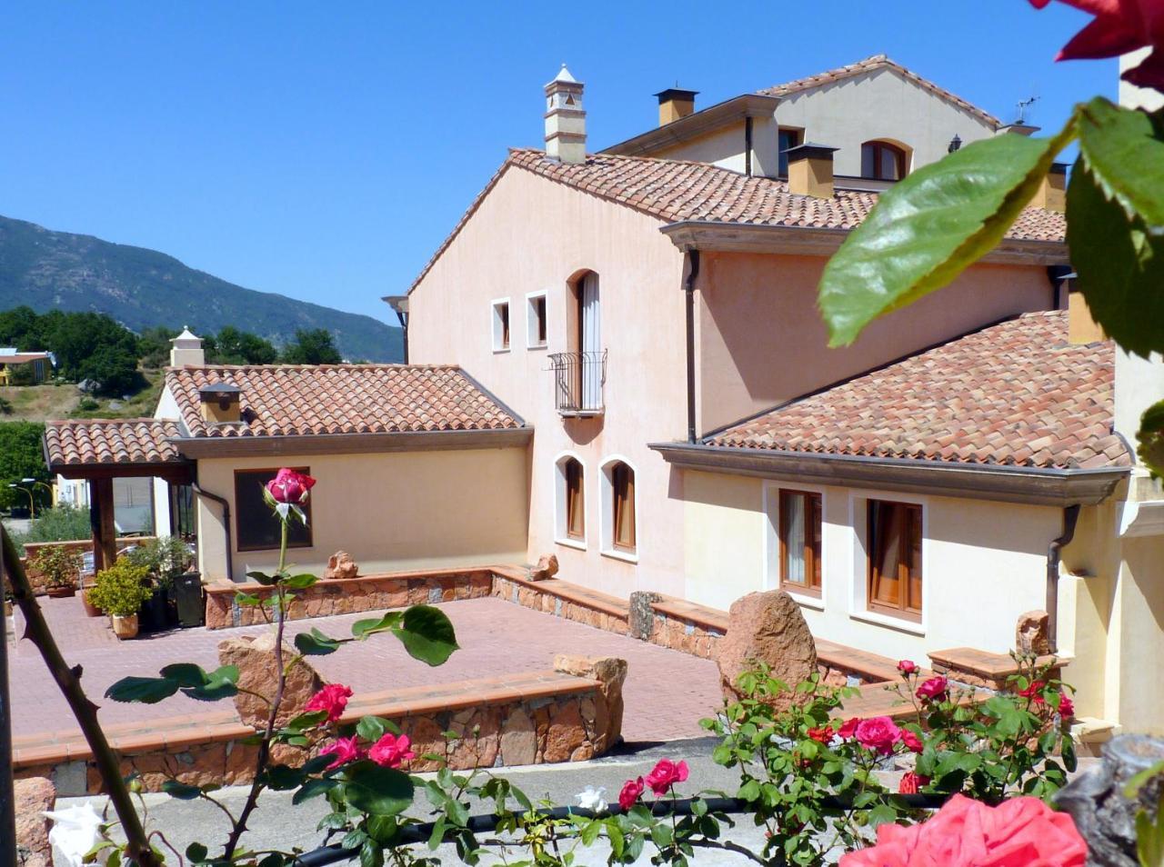 Hotel Marie Claire Lanusei Extérieur photo